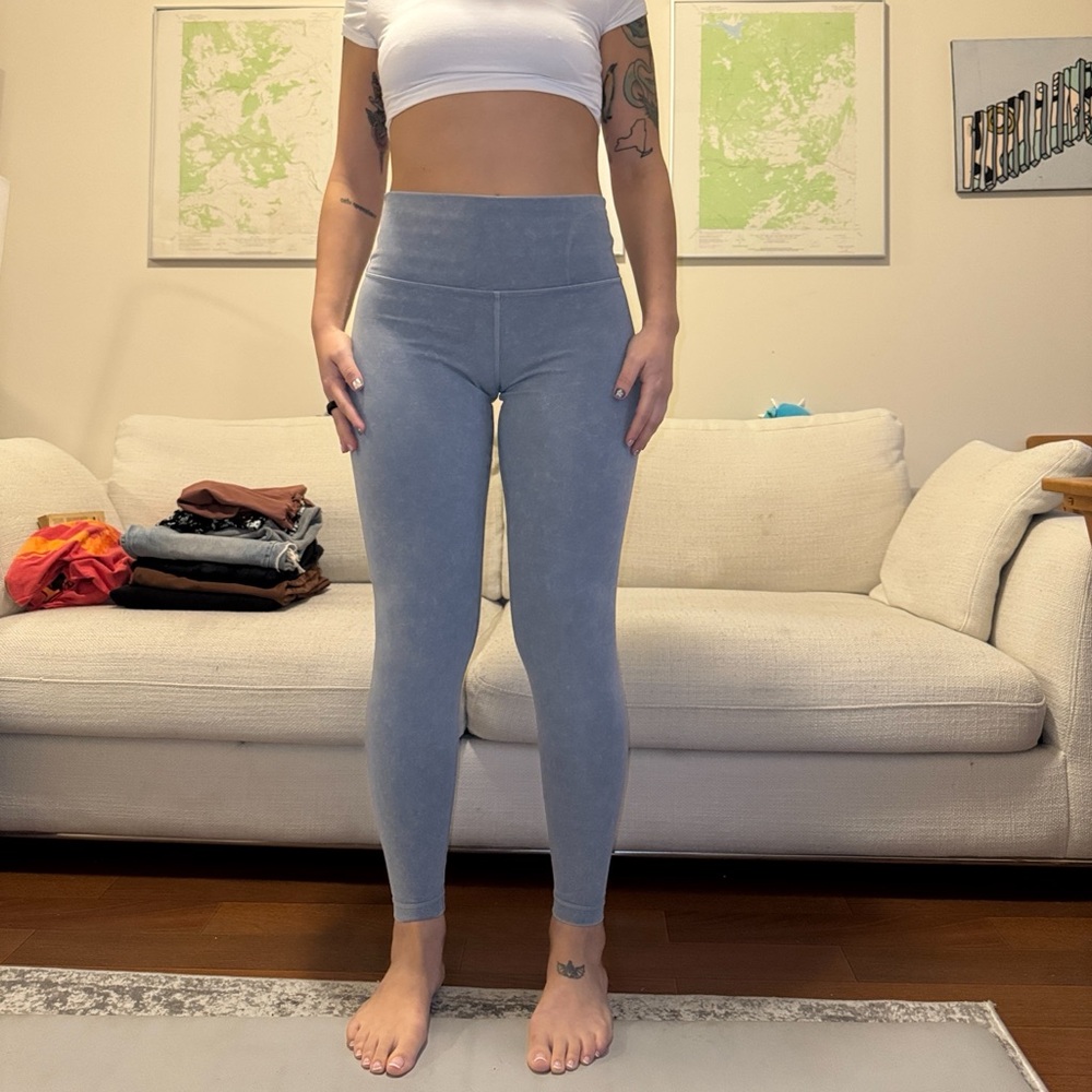 LULULEMON WUNDER TRAIN 28” LEGGINGS SIZE 10